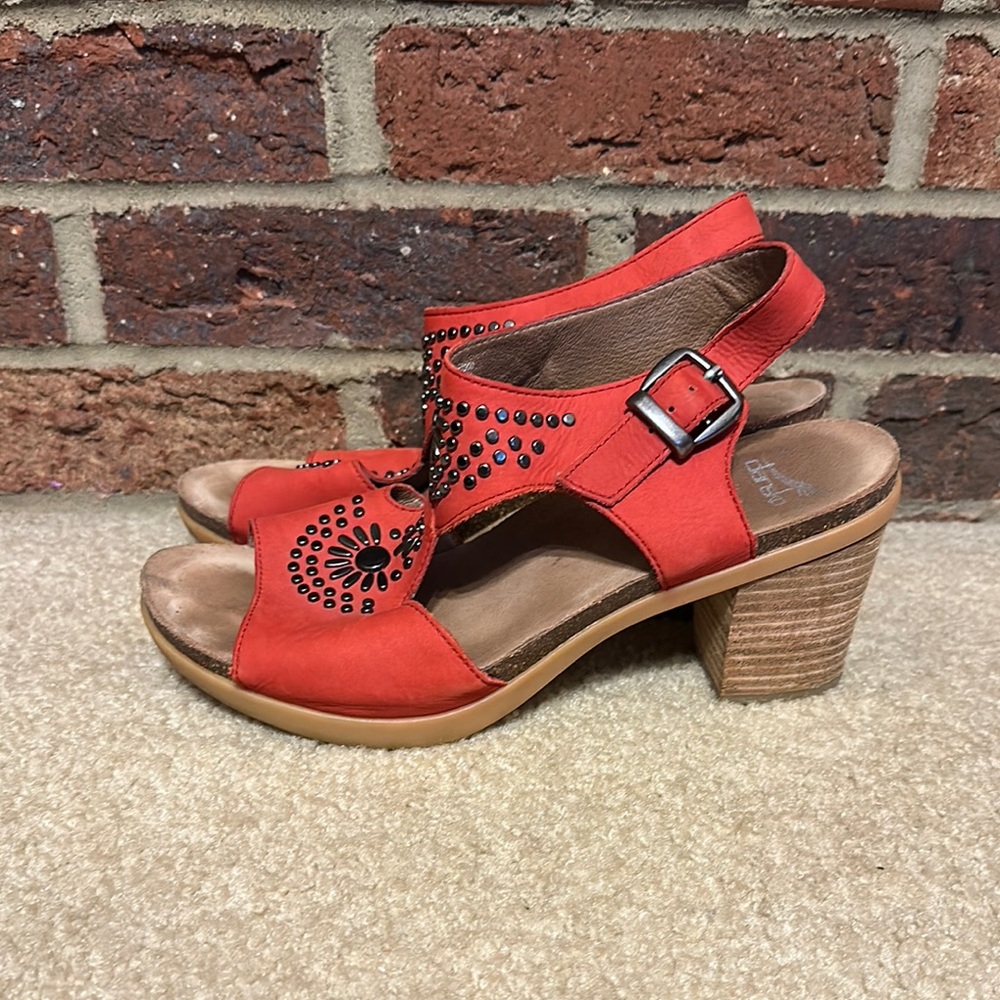 Charming Red Heeled Dansko Leather Sandals with Buckle Detail